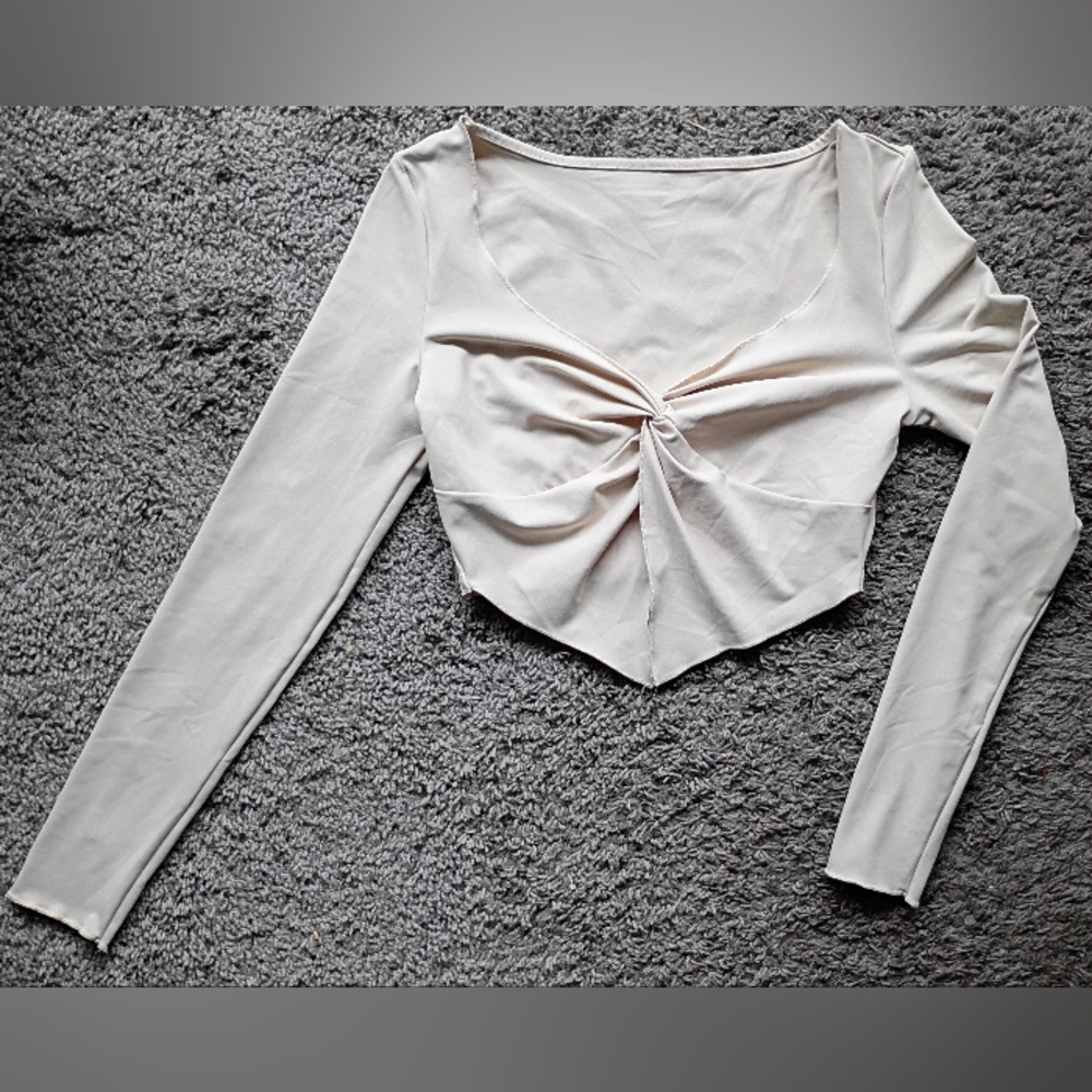 SHEIN Cream Twist Front Crop Top